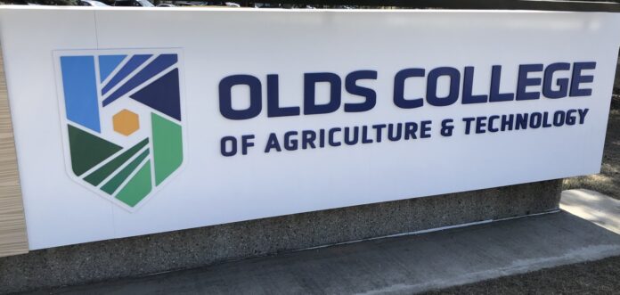 Olds College Sign (Galen Hartviksen, mymountainviewnow.com staff)
