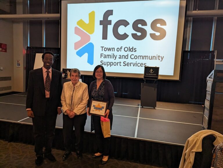 Volunteer Of The Year Awards Handed Out During Town Of Olds FCSS Volunteer Appreciation Event