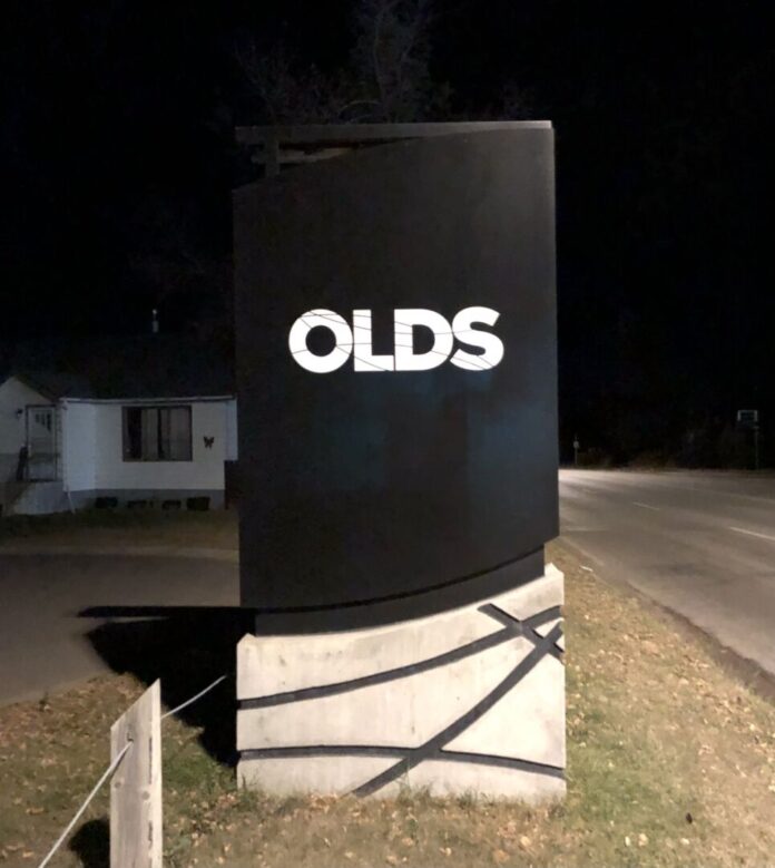 Town of Olds at night (Galen Hartviksen, mymountainviewnow.com staff)