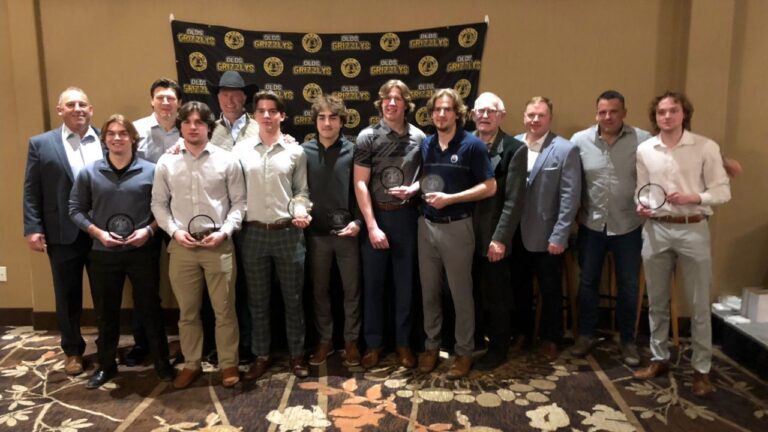 Award winners and alumni at 2025 Olds Grizzlys banquet. (Galen Hartviksen, mymountainviewnow.com staff)