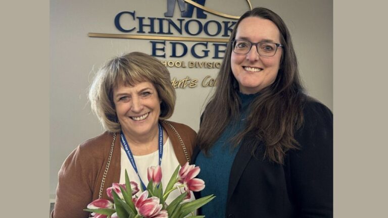Chinook's Edge School Division's Ward 7 Trusstee Kathy Kemmere and Board Chair Holly Bilton. (Supplied, CESD)