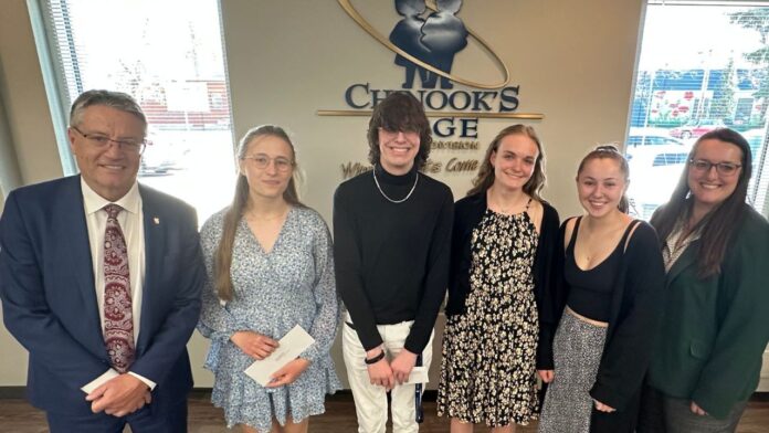 L-R: Chinook's Edge Superintendent Kurt Sacher, Tatyana Wolkowski, Sam Botheras, Sydney Van Ginhoven, Carlee Schneider, CESD Board Chair Holly Bilton. (Supplied, CESD)