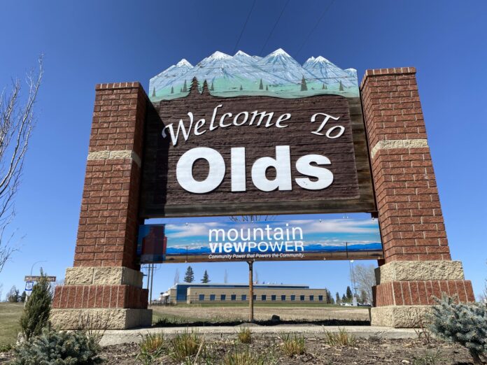 Welcome to Olds (Ethan Montague, MyMountainviewNow staff)