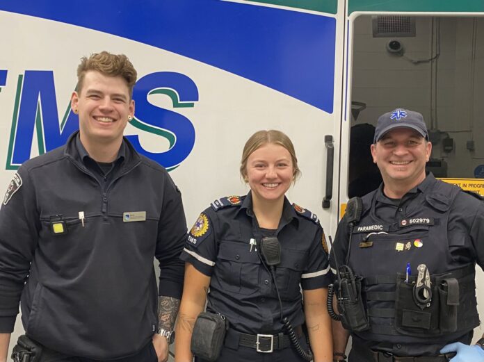 Paramedics in Olds (Ethan Montague, mymountainviewnow staff)