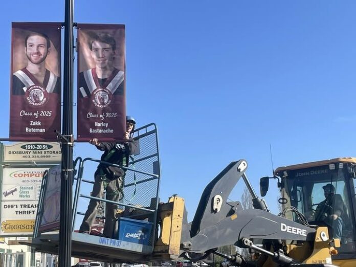 Didsbury High School grad banners (Town of Didsbury Facebook page)