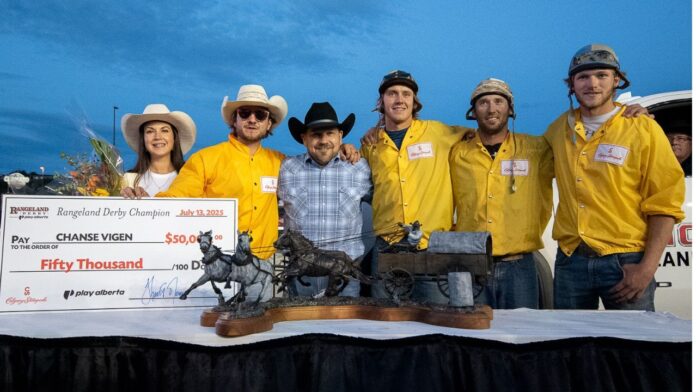(Photo via Billy Melville, wpca.com)