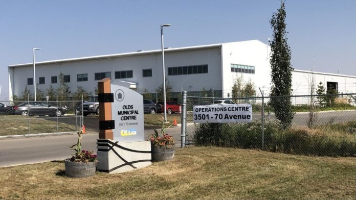 New Olds Municipal Centre. (Galen Hartviksen, mymountainviewnow.com staff)