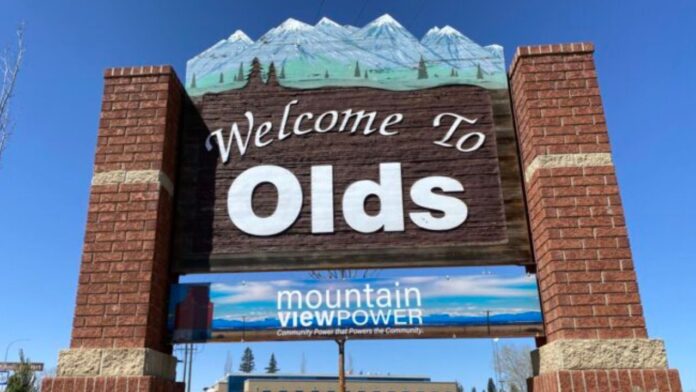 Welcome to Olds (Ethan Montague, MyMountainviewNow staff)