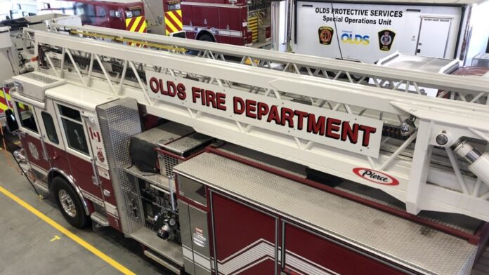 Town of Olds Fire Department fire engine. (Galen Hartviksen, mymountainviewnow.com staff)